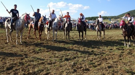 Bulgaz Dağı Yörüklerinden coşkulu şenlik