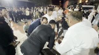 Damat ve sağdıcın ayaklarına katran ve un sürüldü