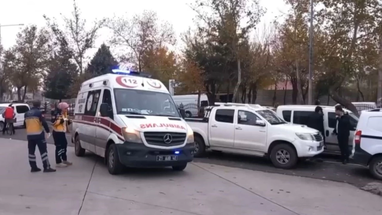 Diyarbakr'da arazi anlamazl: 12 yaral, 4 gzalt