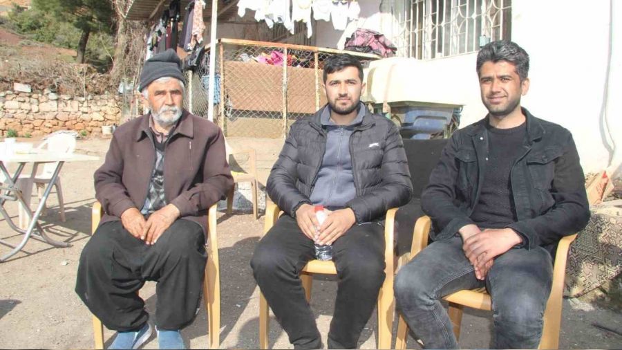 Enkaz altındaki 261 saati anlattı