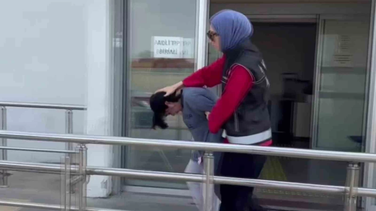 Firari h�k�ml� kad�n hurdal�kta yakaland�