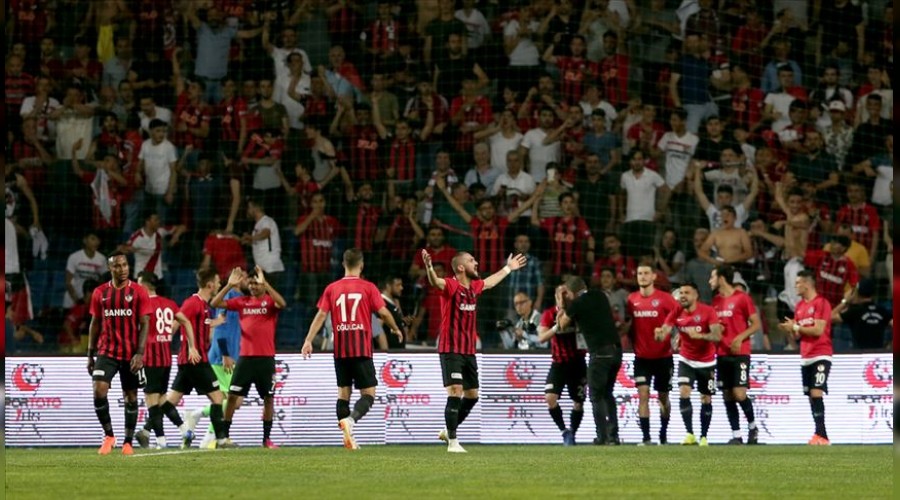 Gaziehir'de 4 ayrlk