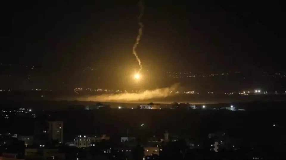 �srail, �am y�netimine ait askeri �sleri vurdu