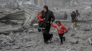 İsrail'in Gazze'deki saldırılarında İngiltere'nin rolünün araştırılması için imza kampanyası başlatıldı