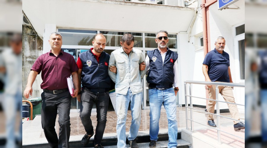 Katil zanlısı polisi dilenci sandı