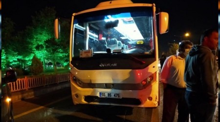 Kayan tur otobüsü 3 aracı biçti