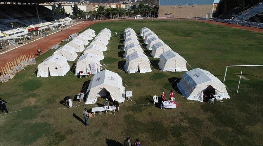 Kuşadası'nda artçı depremler korkutmaya devam ediyor