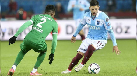 Lider yine takıldı