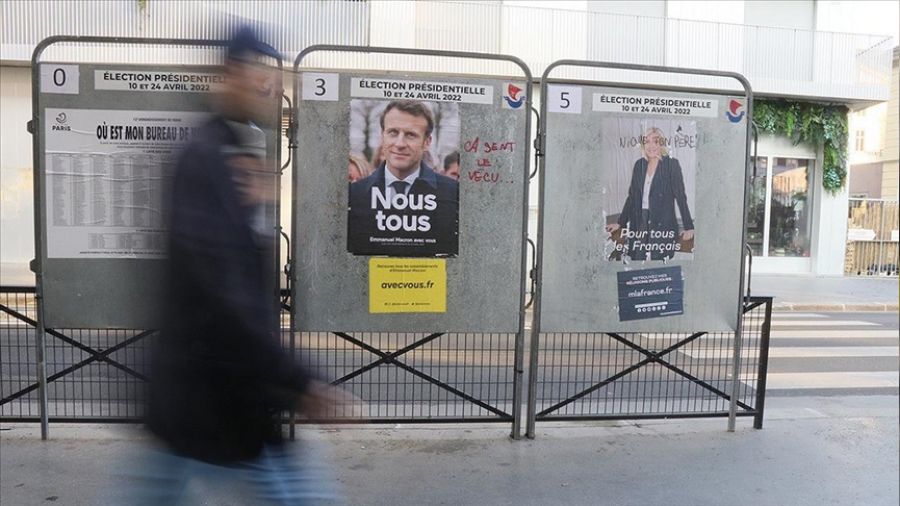 Macron yzde 58,2 ile yeniden seildi