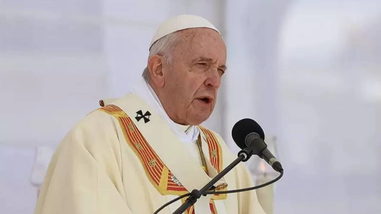 Papa Franciscus: Gazze'de silahs�z siviller vuruluyor