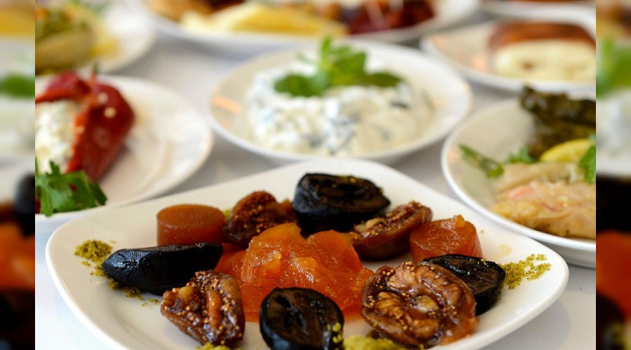 �Ramazan'�n en �nemli ���n� sahur� 