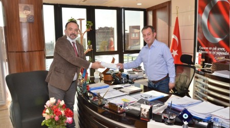 Tanju Özcan: Hüseyin Baş’a başarılar dilerim