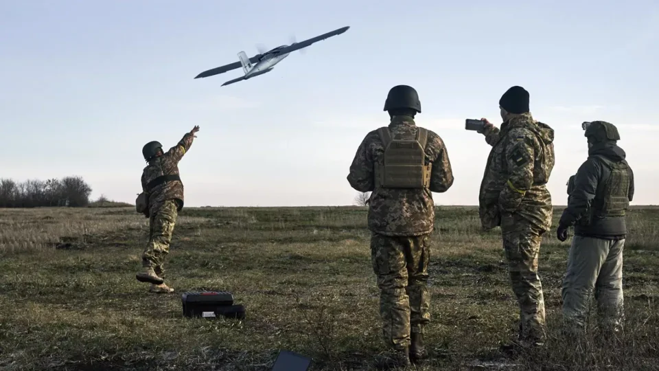  Ukrayna'dan y�kselen tehditleri ortadan kald�rmak i�in operasyonlara devam eden Rus ordusu, Ukrayna g��lerinin ilerleme kaydetmesine m�saade etmiyor