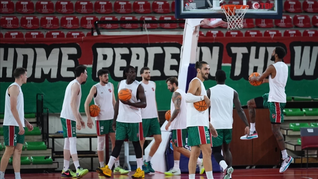 Yabanc� basketbolcular�n �demesi yap�ld�