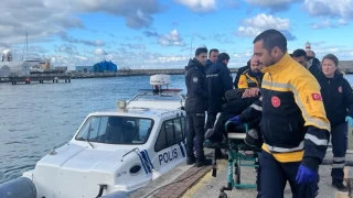 Yalova'da feribottan atlayan şahsı deniz polisi kurtardı