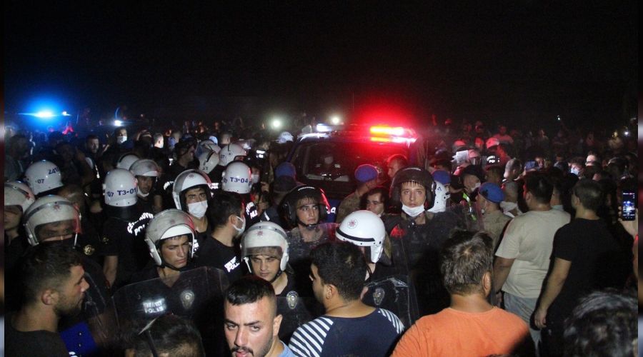 Yang�n ��karma iddias� mahalleyi ayakland�rd�