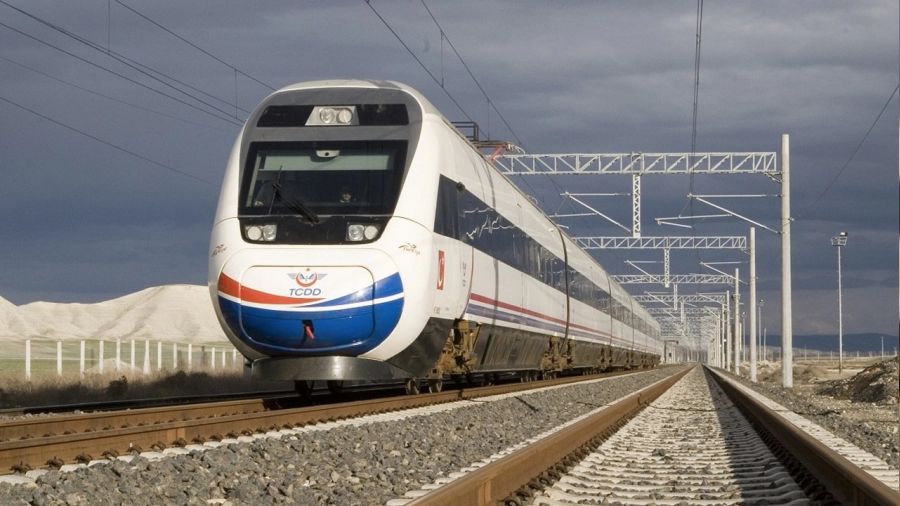 YHT ile seyahat eden yolcu sayısı 80 milyona yaklaştı