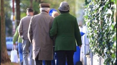 65 yaş üstüne 'izinli' turizm