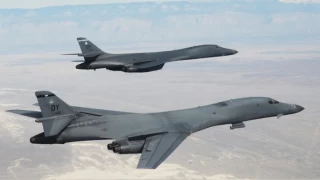 ABD'nin B-1B bombardıman uçağı, Güney Kore'de ortak tatbikata katıldı