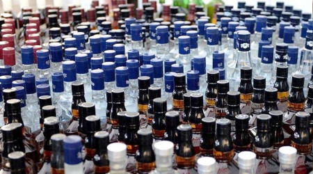 Avcılar'da 1 ton 900 litre sahte içki ele geçirildi