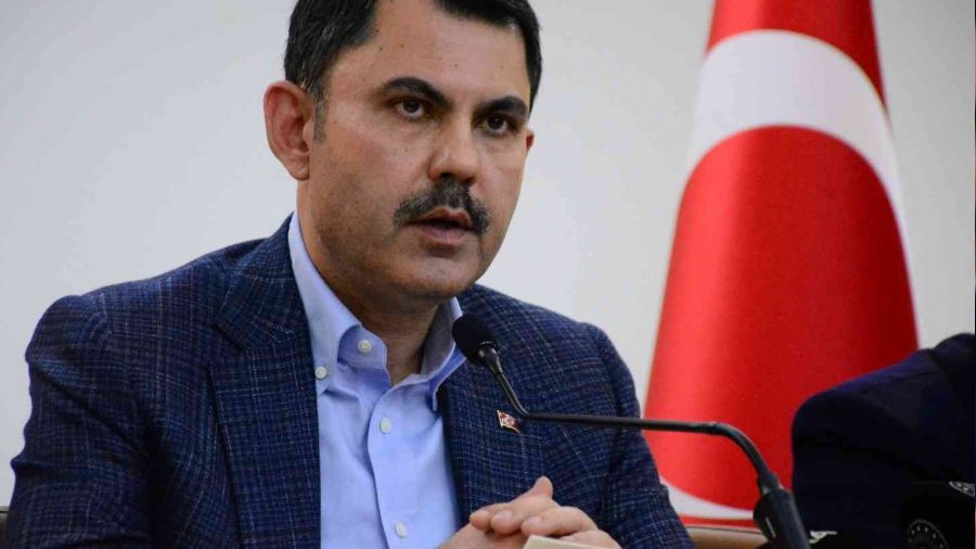 Bakan Kurum: 'D�zce genelinde acil y�k�lacak ve a��r hasarl� 71 bina, 134 ba��ms�z b�l�m tespit edildi'