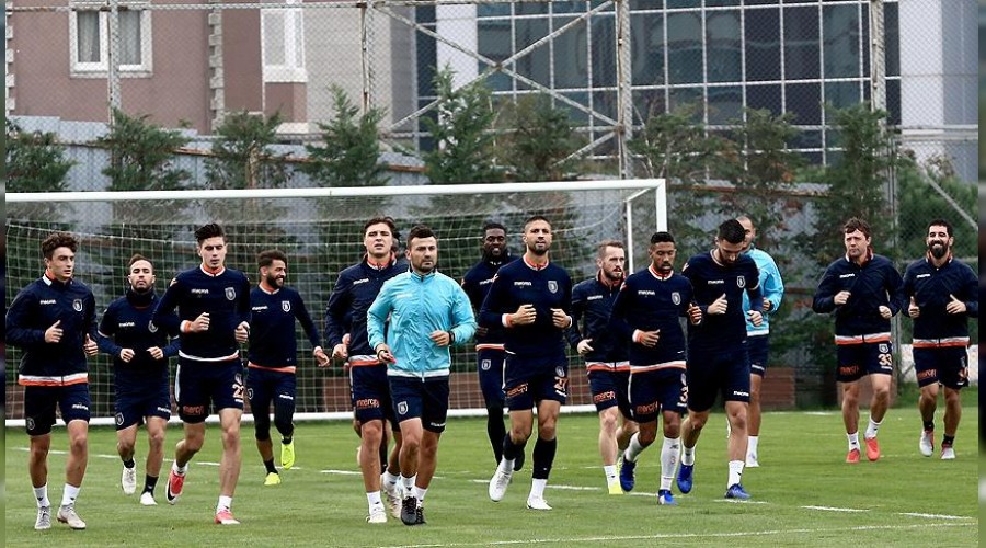 Baakehir, Demirspor ile karlaacak