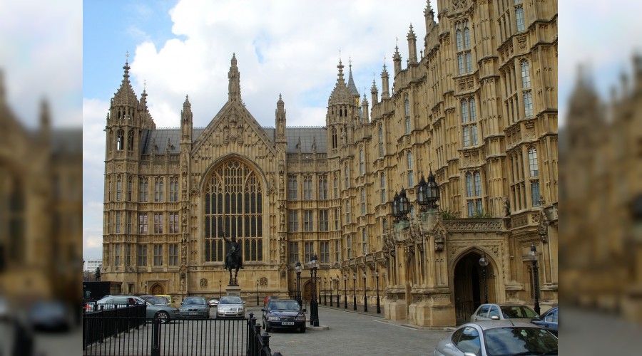 Ba�bakan taraf�ndan kurulan tuzaklara gelmeyece�iz