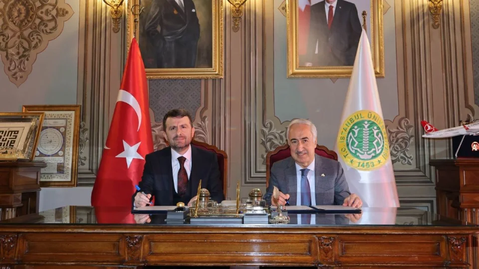 Bas�n �lan Kurumu ile �stanbul �niversitesi aras�nda i� birli�i protokol�