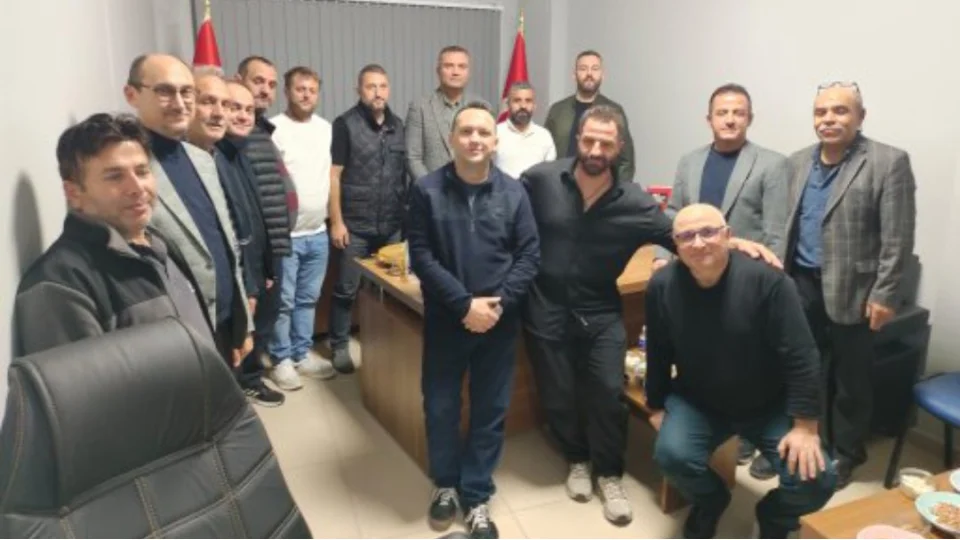 BTP Sakarya Ola�an �l Toplant�s�n� ger�ekle�tirdi