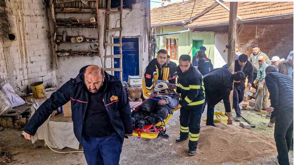 Bu�day aktar�m� s�ras�nda facia: Karde�lerden biri g���kte kald�