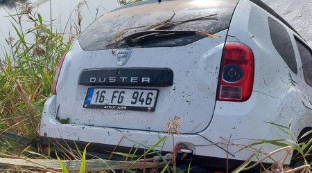 Bursa'da çaldıkları otomobili dereye attılar