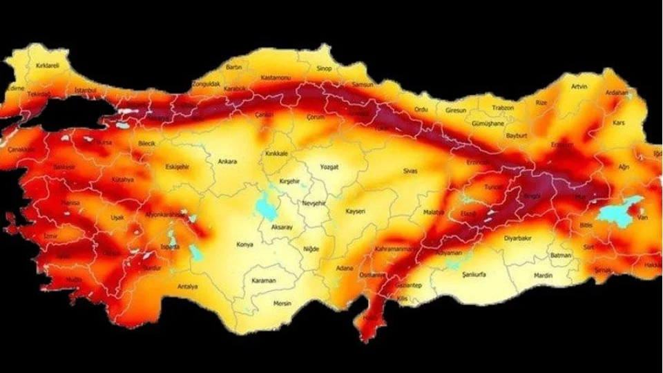 Çorum'da 4 büyüklüğünde deprem