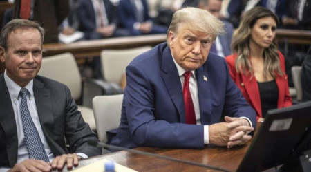Donald Trump dolandırıcılık davasının üçüncü gününde mahkemeyi terk etti