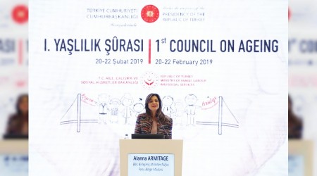 Dünya nüfusu yaşlanıyor