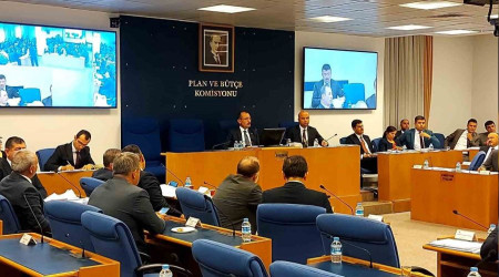 Emekliye 5 bin TL düzenlemesi torba yasada
