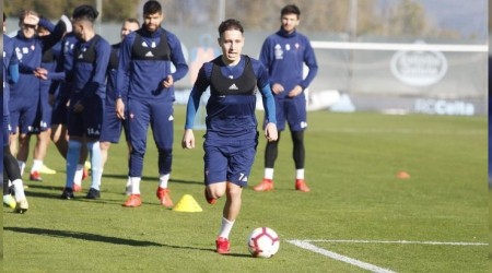 Emre Mor takıma döndü