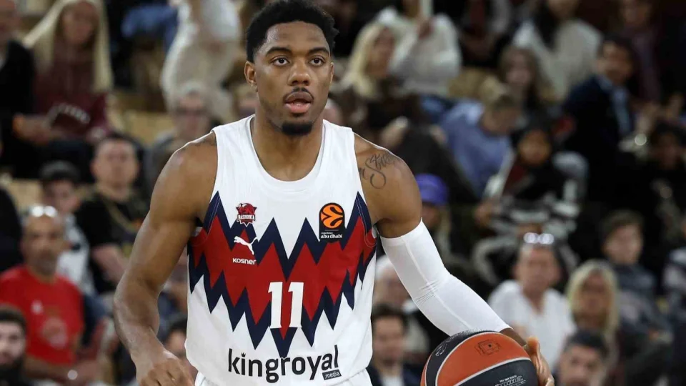 Fenerbah�e, Trent Forrest'i kadrosuna katt�