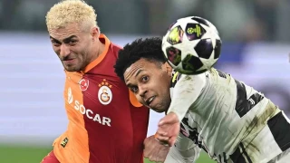 Galatasaray'da �z ele�tiri f�rt�nas� ya�an�yor