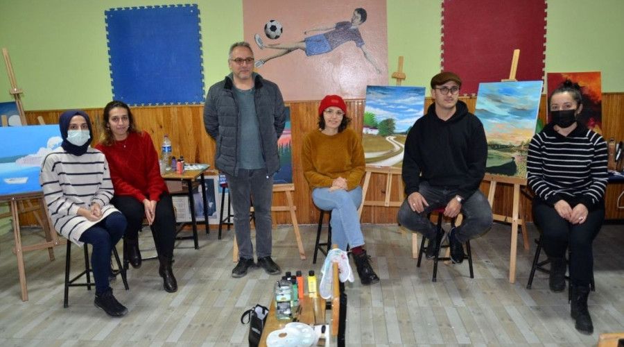 Halk eitim kurslar retmenleri ressam yapt
