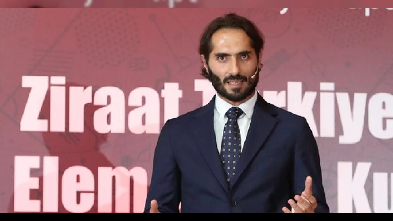 Hamit Alt�ntop, Futbol Zirvesi'ne kat�ld�