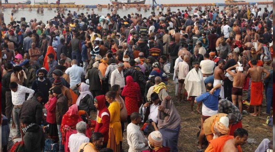 Hindistan'da Kovid-19'a ra�men festival