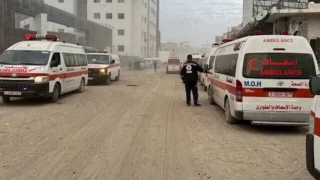 İsrail'in Gazze Şeridi'nde alıkoyduğu 10 doktordan haber alınamıyor