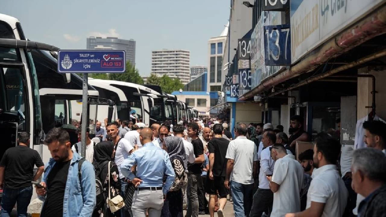İstanbul Otogarı'nda bayram hareketliliği