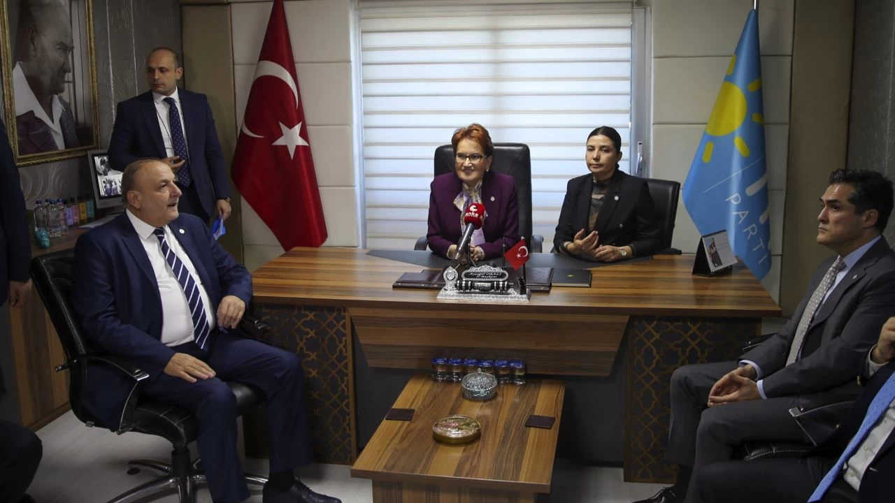 İYİ Parti Genel Başkanı Akşener istifalar için 'operasyon' dedi