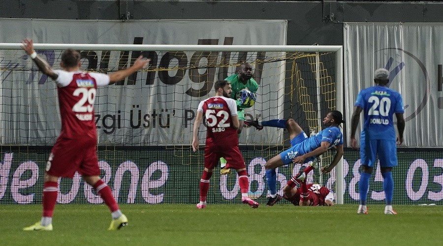 Karagümrük gol yağdırdı
