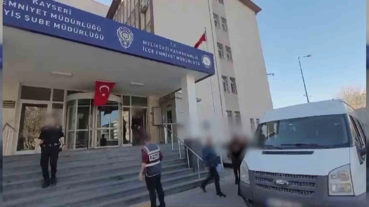 Kayseri'de aranması bulunan 20 şahıs yakalandı