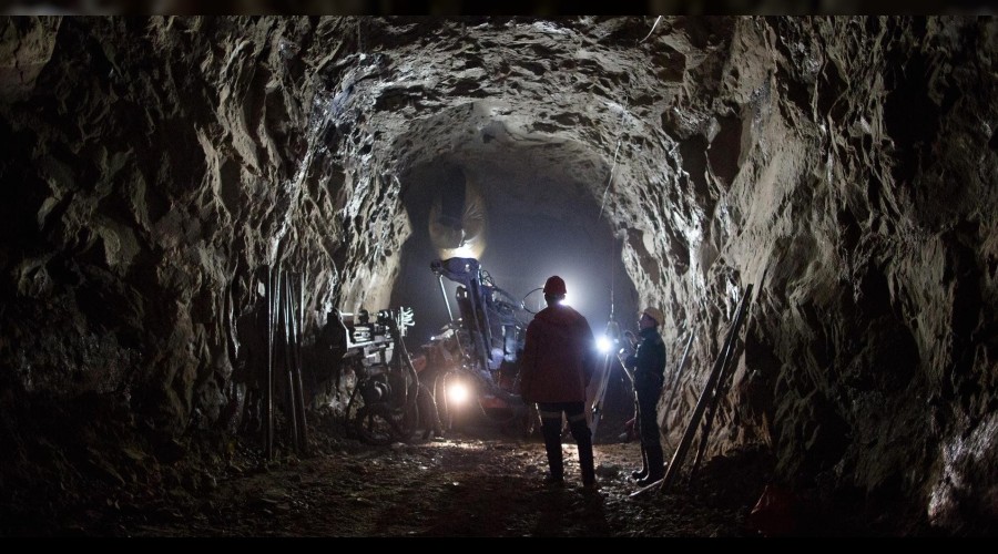 Madenlerde �l�mler s�r�yor