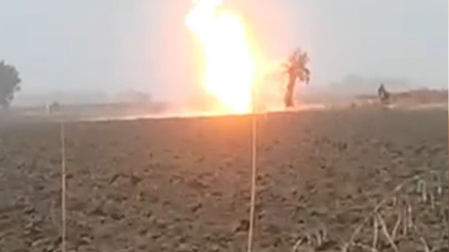 Manisa'da do�al gaz boru hatt�na y�ld�r�m d��t�