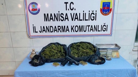 Manisa'da uyuşturucu operasyonu: 2 gözaltı