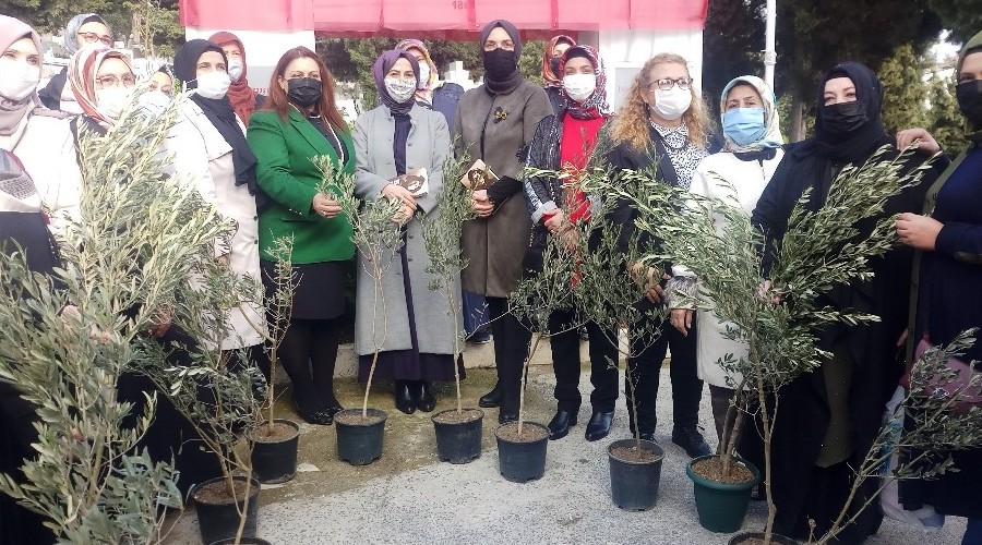 Milli Ağaçlandırma Günü'nde anlamlı fidan dikimi